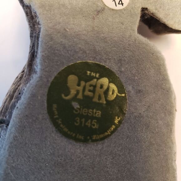 Martha Carey Marty Sculpture The Herd Elephant - Picture 8 of 9